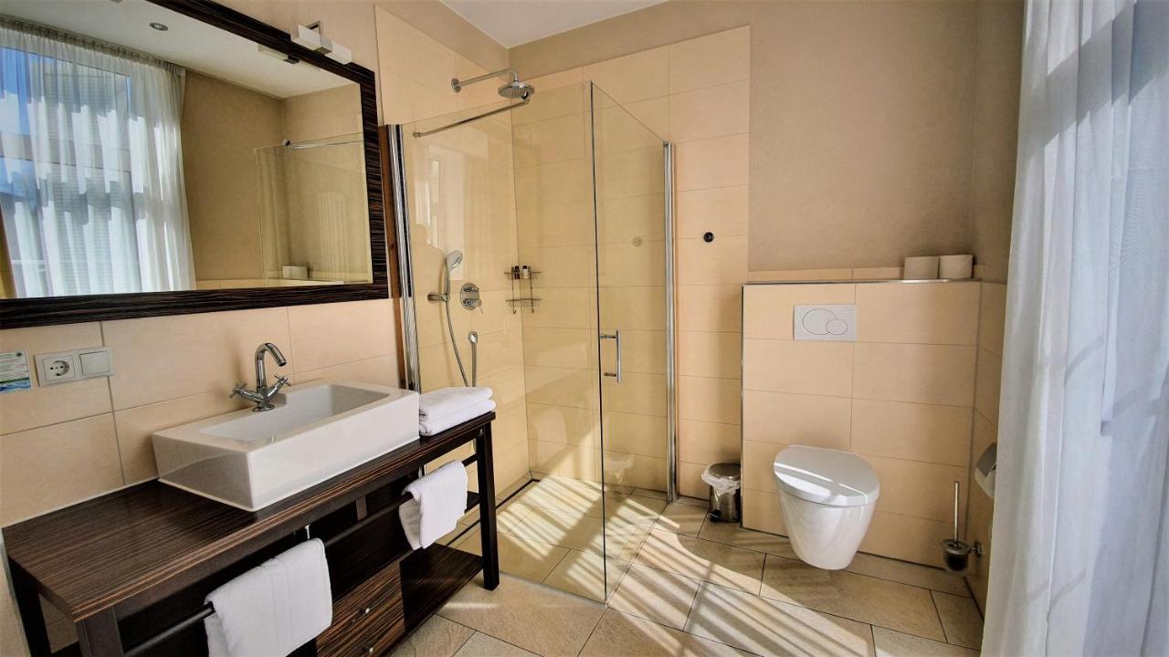 לינדאו Maxhotel מראה חיצוני תמונה